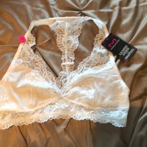 Maidenform lacy bra for under shirts